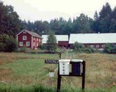 Idyllisk Sommargrd i Blekinge vid sj och underbar natur